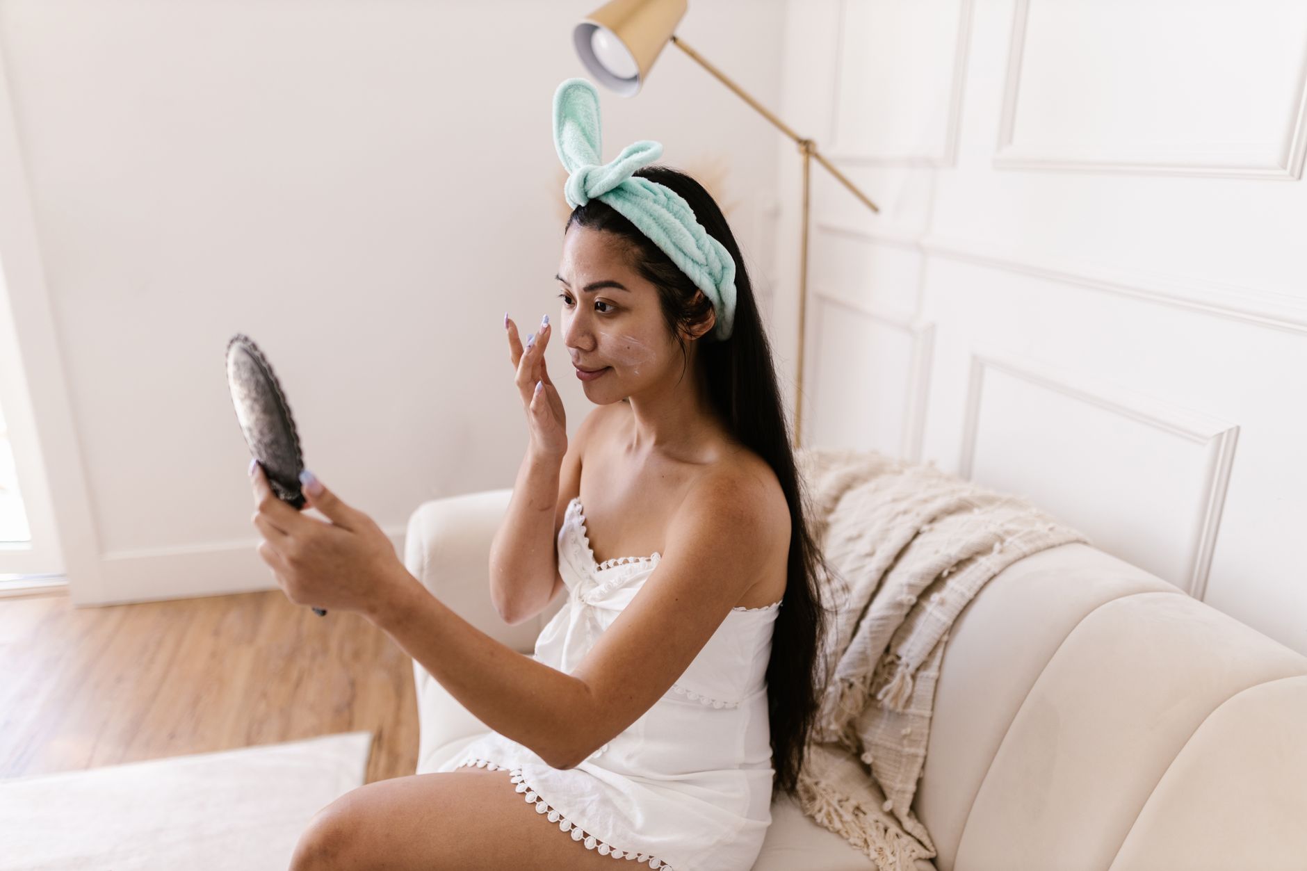 How to create a summer self-care routine inspired by the latest wellness trends featured image