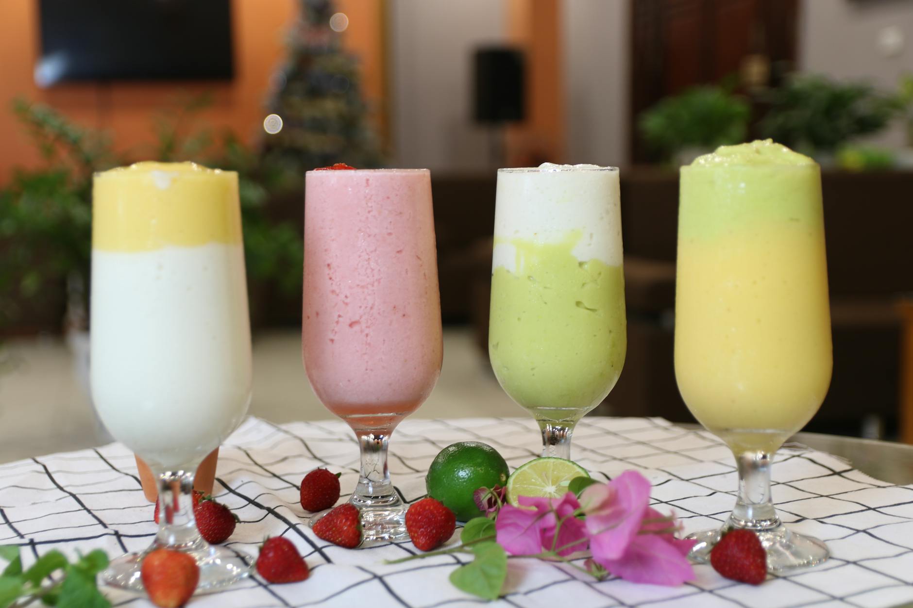 Before You Try Those Trending Smoothies, What to Know featured image
