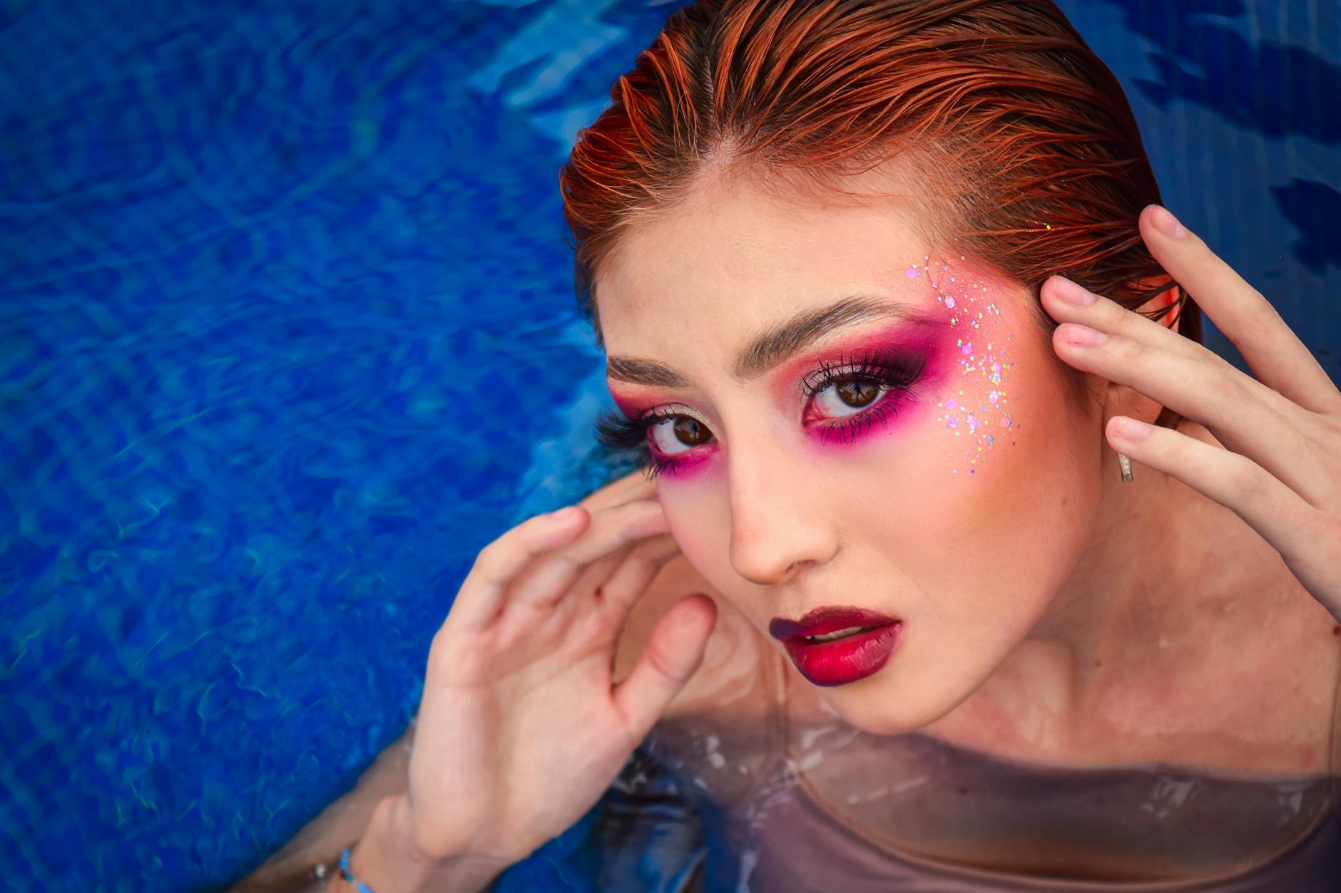 What to know about the summer beauty trends inspired by Tim Walz’s latest looks featured image
