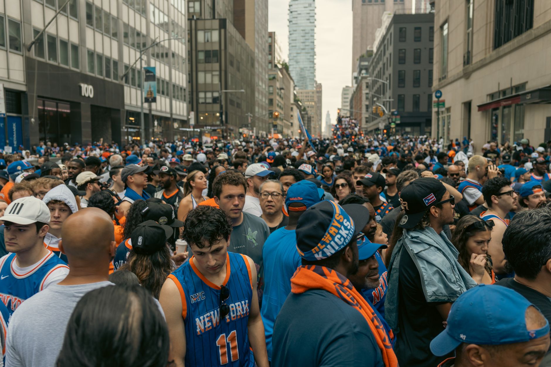 Why fans are curious about the heat advisory and its effect on daily wellness routines, as seen in celebrity lifestyles