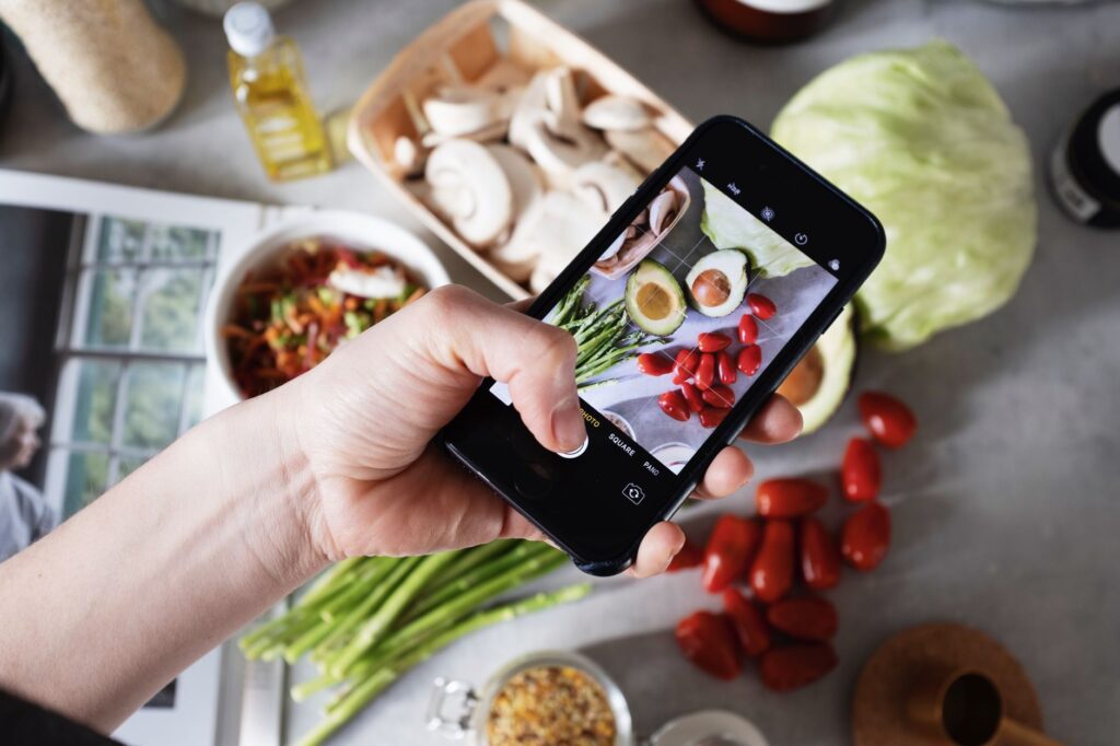 What to know about healthy eating trends inspired by Natalie Harp related image