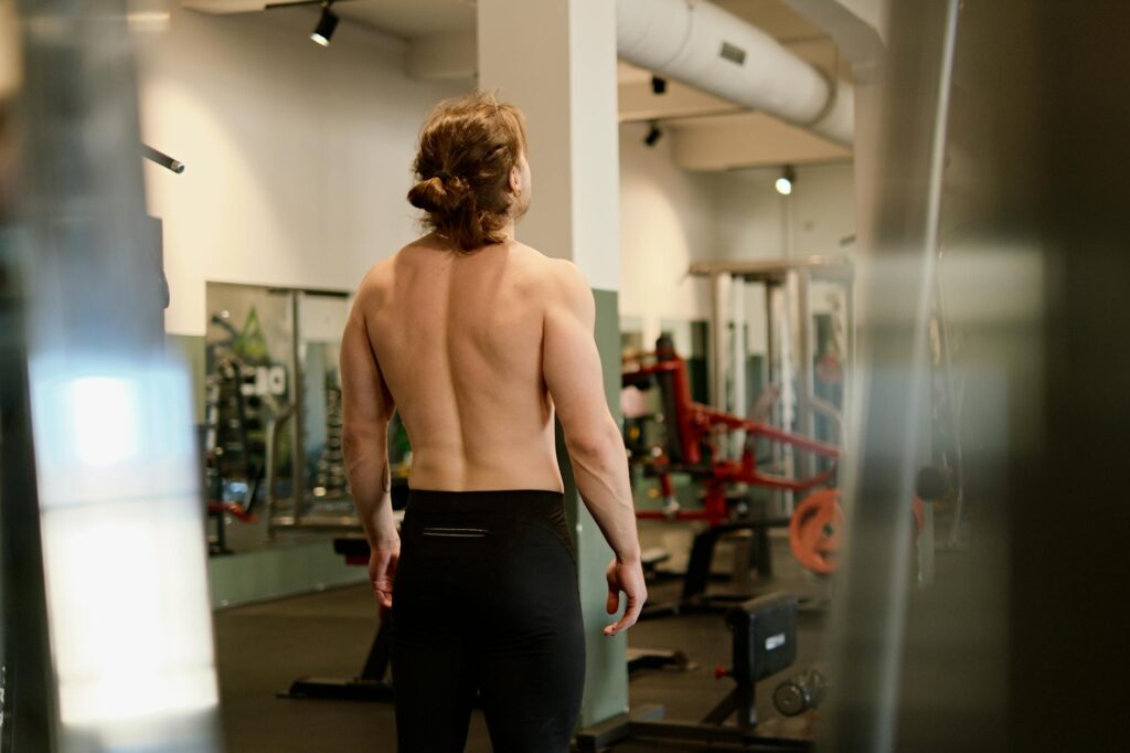 How to achieve a fit body like Shohei Ohtani with simple at-home workouts related image