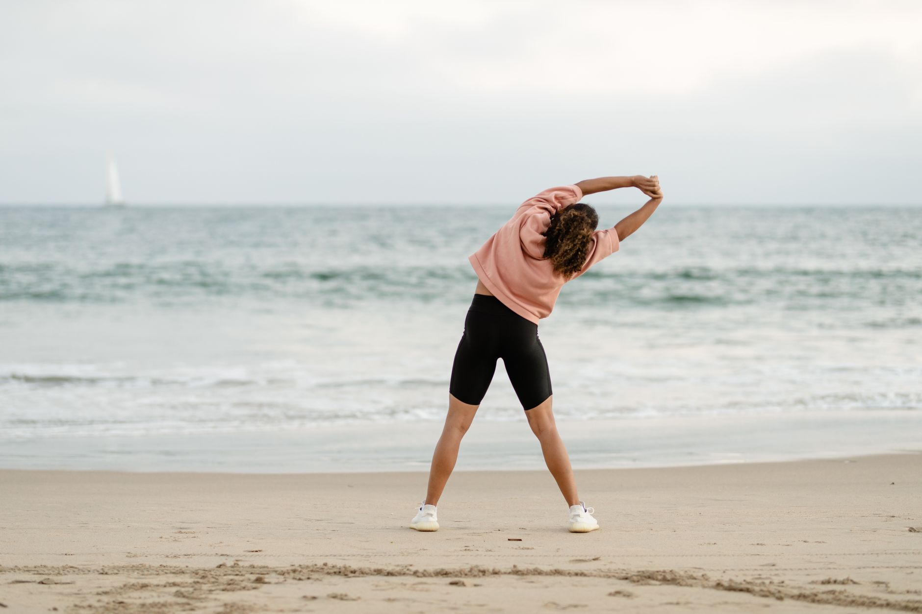 How to create a summer wellness routine like those fans admire in Jennifer Aniston featured image