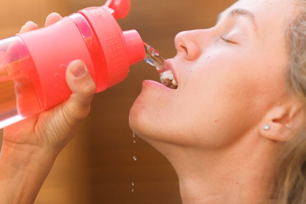 The Ultimate Guide to Healthy Summer Hydration: What You Need to Know related image
