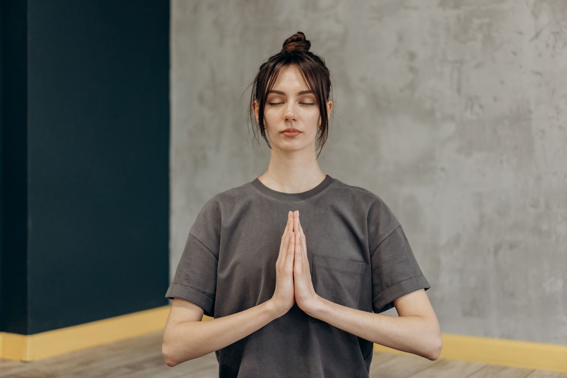 5-minute mindfulness routines inspired by David Tennant for stress relief featured image