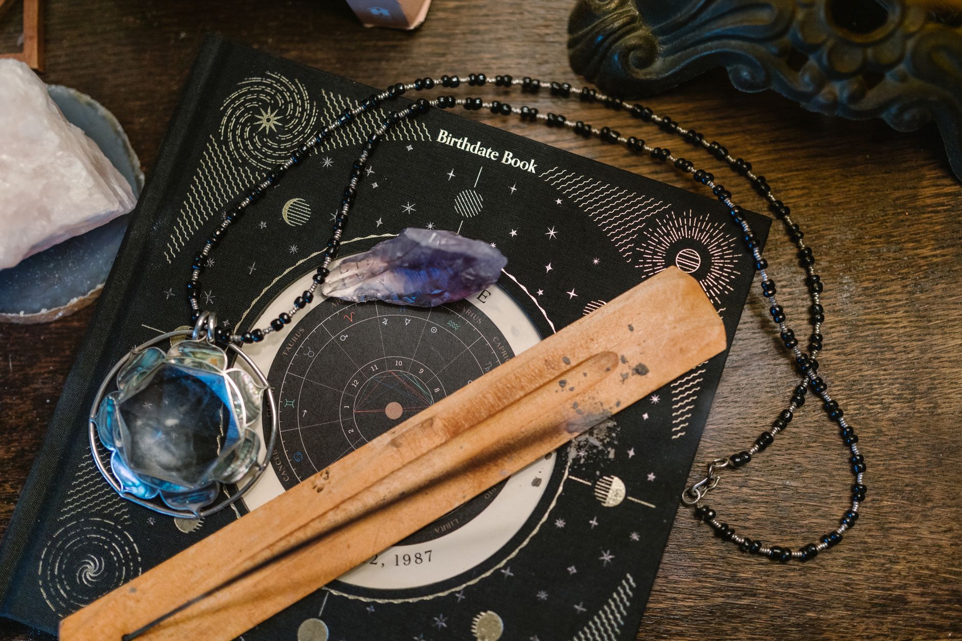 How to Decode Your Daily Horoscope for Better Self-Care featured image