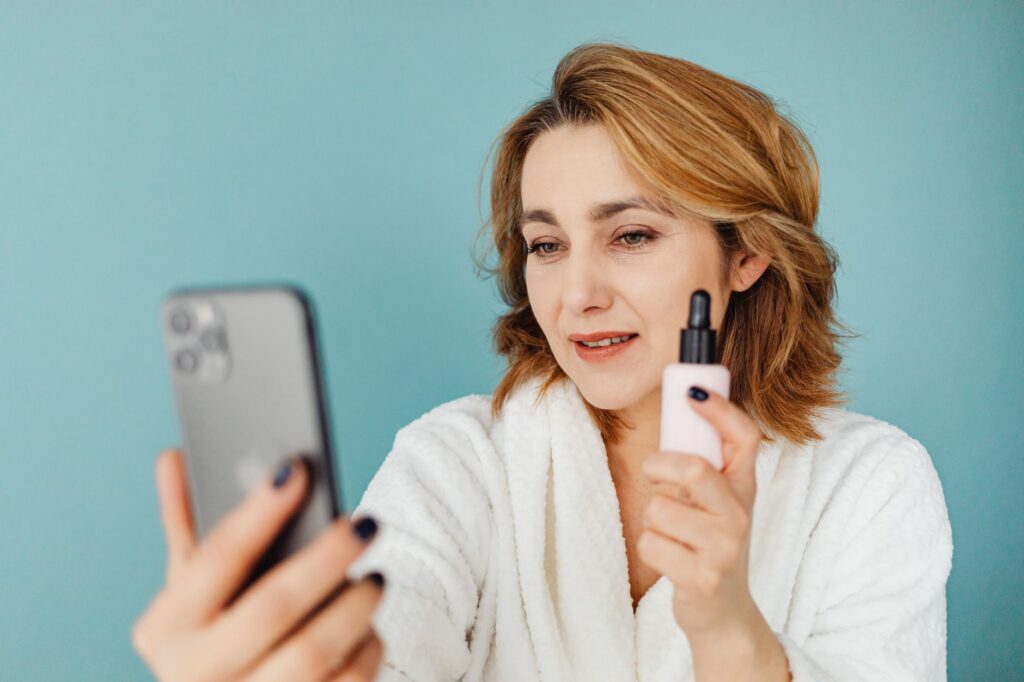 What to know about skincare trends inspired by Hailey Bieber for summer glow related image