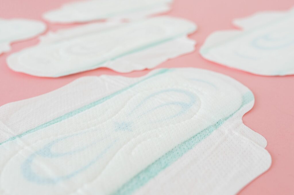 What to Know About Feminine Hygiene in Hot Weather related image