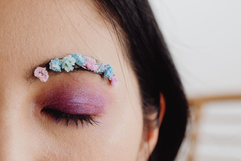 Is it worth trying the latest beauty trend inspired by Naomi Osaka’s style? related image