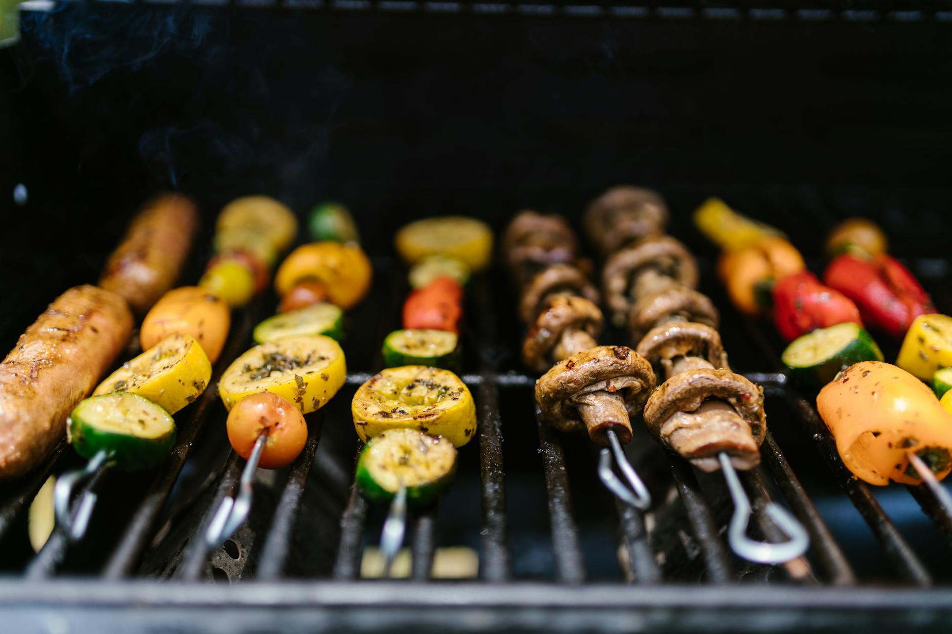10 Crowd-Pleasing Recipes for Your Summer BBQ featured image