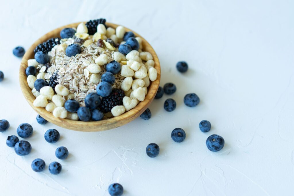 4 high-fiber recipes for busy parents, inspired by the meals of Chrissy Teigen related image