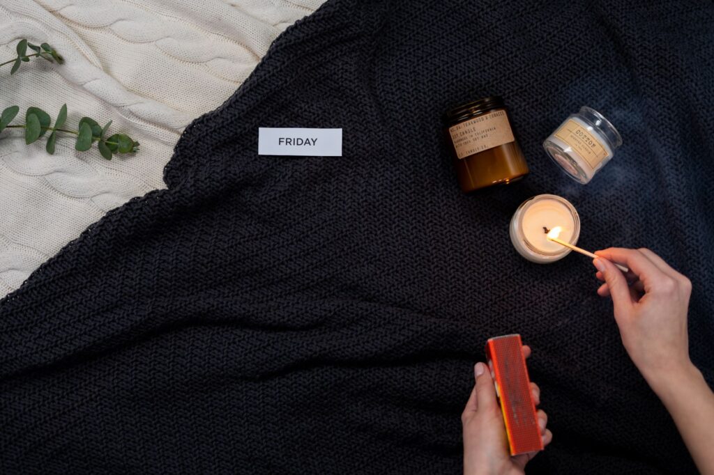 How to create a calming evening routine inspired by the practices of Oprah Winfrey related image