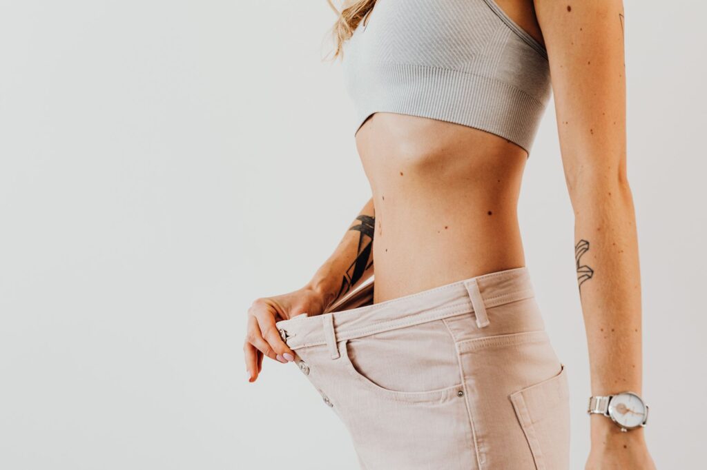 How to achieve a J.Lo-style body with quick workouts for busy moms related image