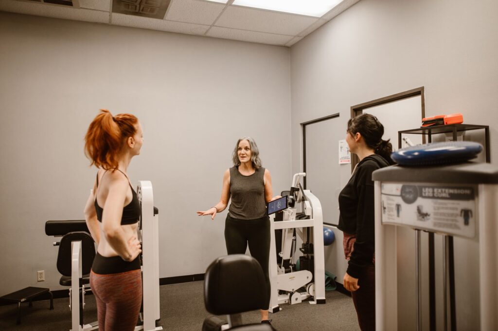 10 fitness tips for women over 40, inspired by Jennifer Aniston’s active lifestyle related image