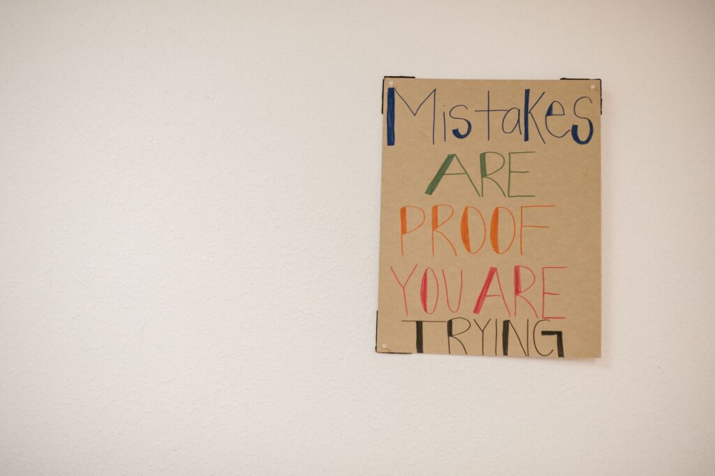 Common mistakes to avoid when trying new healthy eating habits, inspired by the journey of Taylor Swift related image