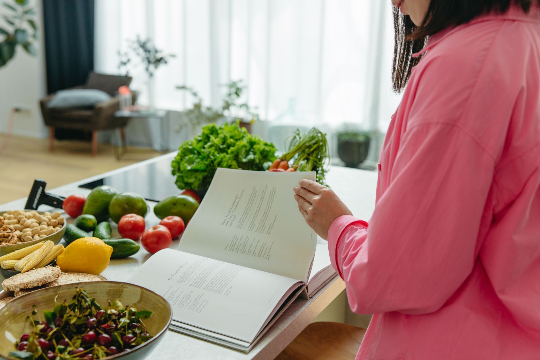 8 healthy recipes inspired by the vibrant meals of William Shatner fans love featured image