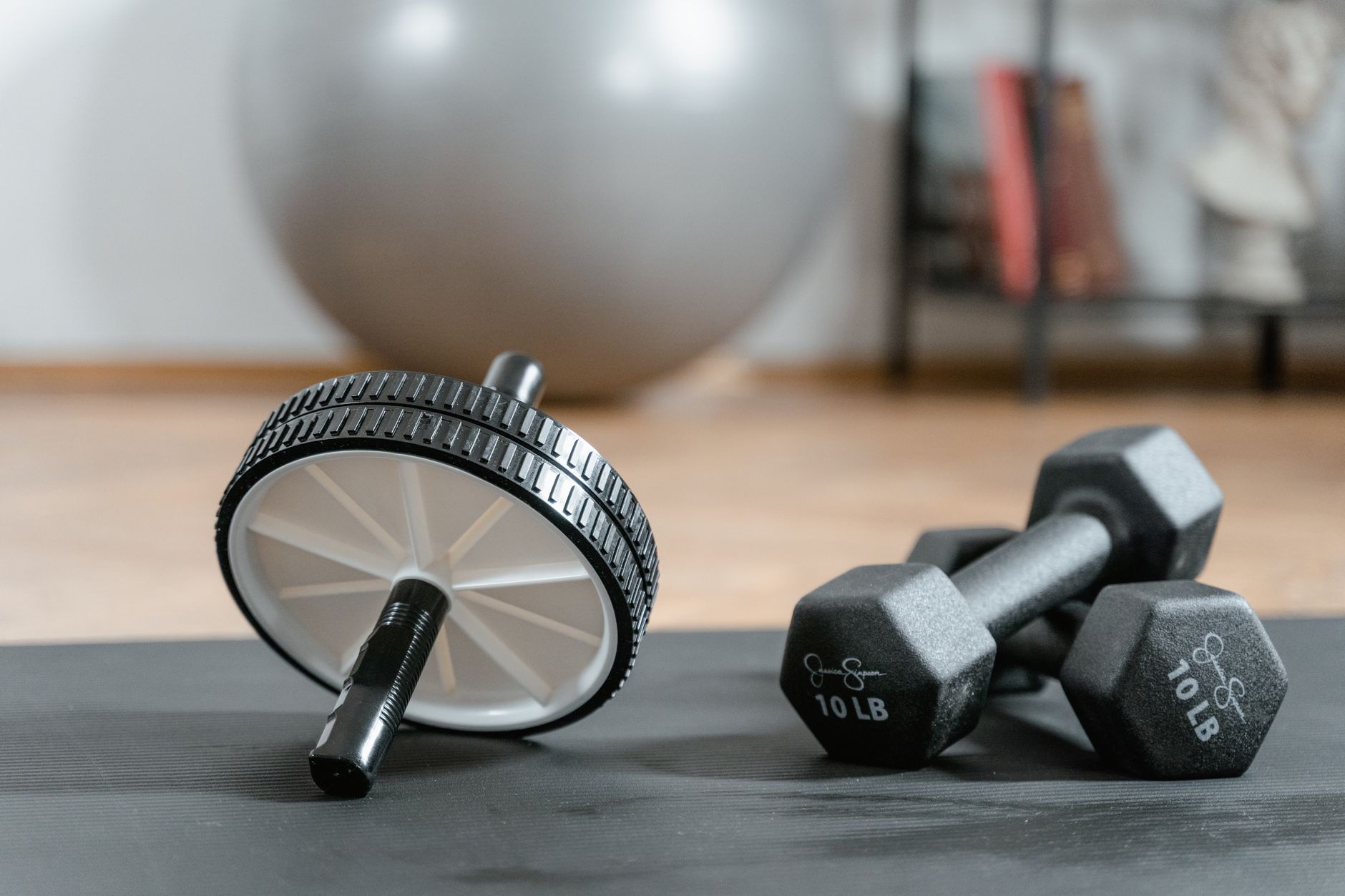 Quick 10-minute workout ideas inspired by Beyoncé for busy parents featured image