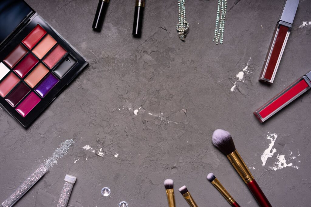 5 Game-Day Beauty Looks Inspired by NFL Glam related image