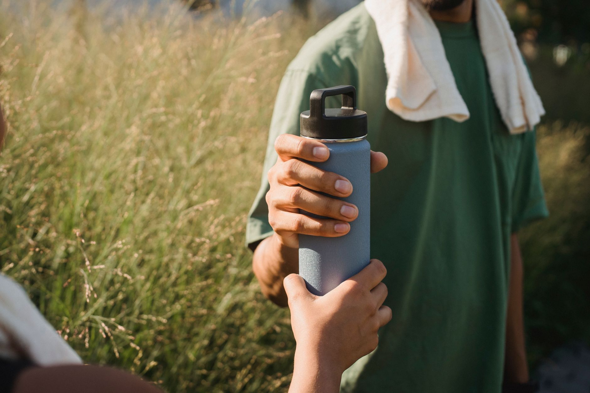 5 Quick Tips for Staying Hydrated This Fall: What Experts Suggest featured image