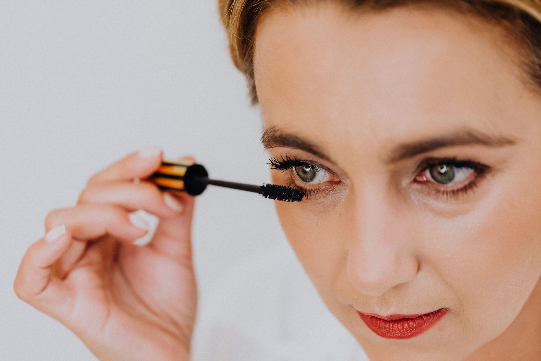5 Taylor Swift-inspired beauty hacks that can elevate your skincare routine featured image